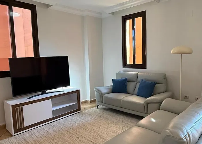 Privatunterkunft Elegant Near Sea And Port Banus *