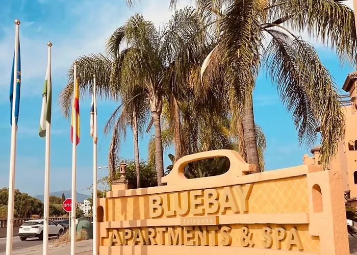 Elegant Near Sea And Port Banus